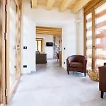 - Treeb Tramontana شقة *