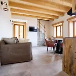 - Treeb Tramontana شقة *